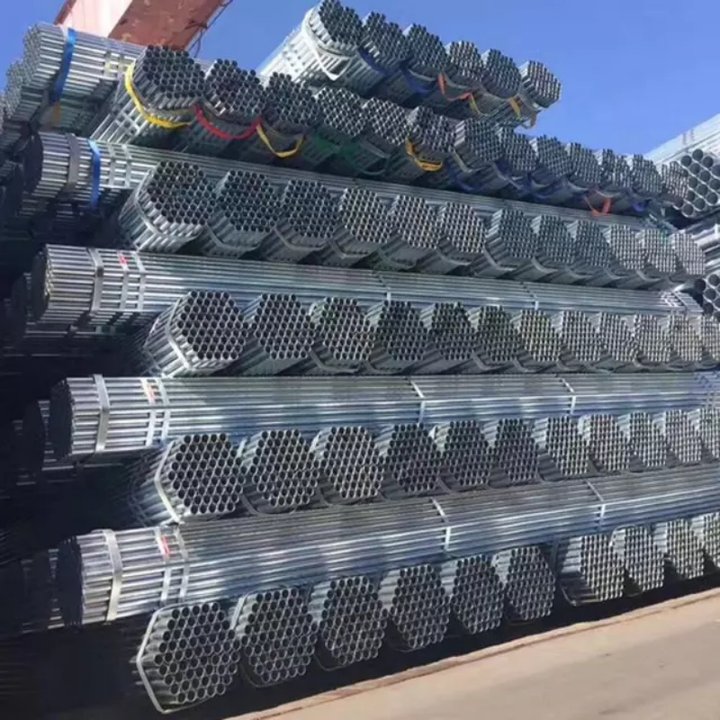 Galvanized Seamless Pipes